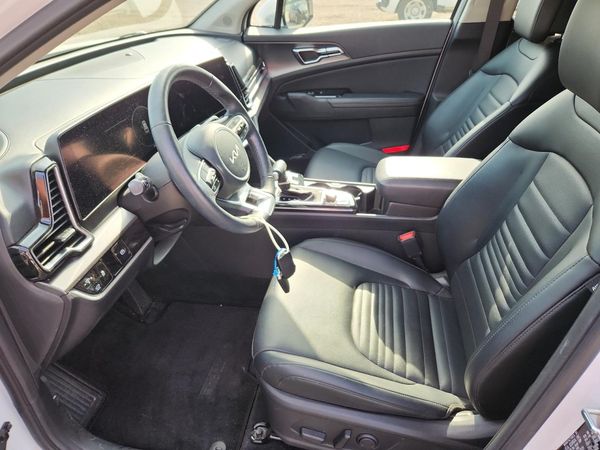 2024 KIA SPORTAGE SX-PRESTIGE or SX-P