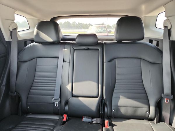 2024 KIA SPORTAGE SX-PRESTIGE or SX-P
