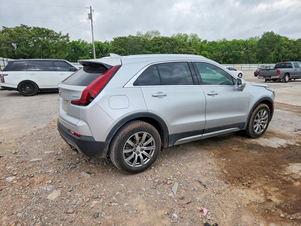 2019 CADILLAC XT4 Premium Luxury