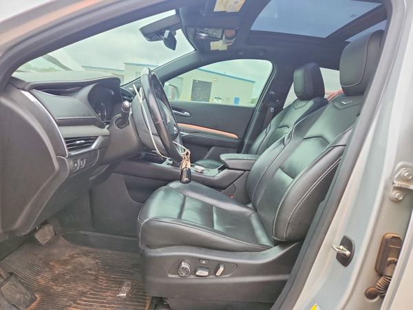 2019 CADILLAC XT4 Premium Luxury