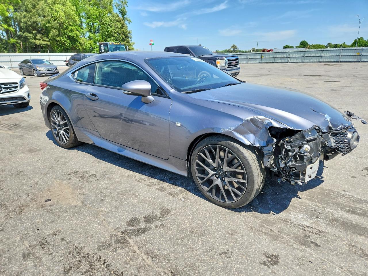 2017 LEXUS RC 200t