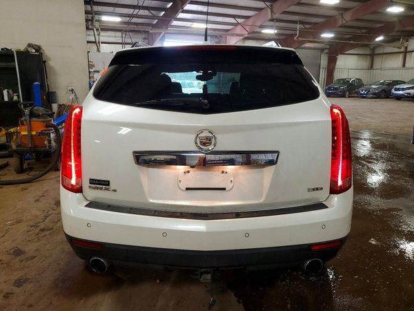 2014 CADILLAC SRX Luxury — DIRR