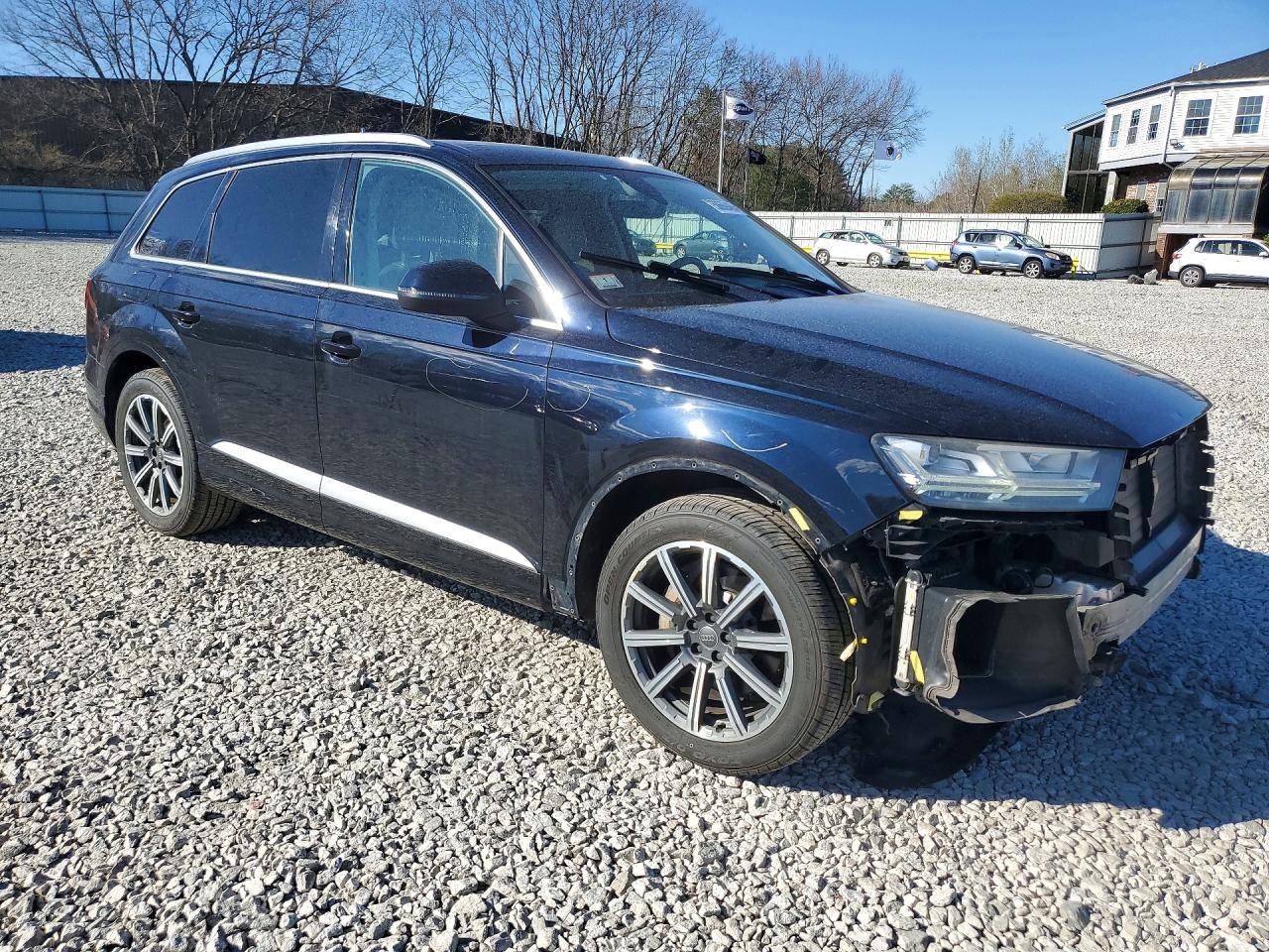 2017 AUDI Q7 quattro Premium Plus