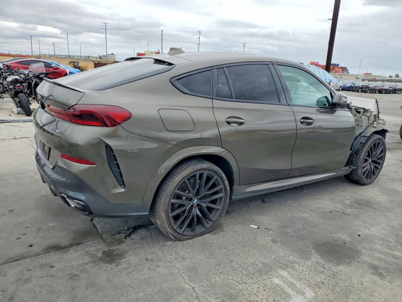 2023 BMW X6