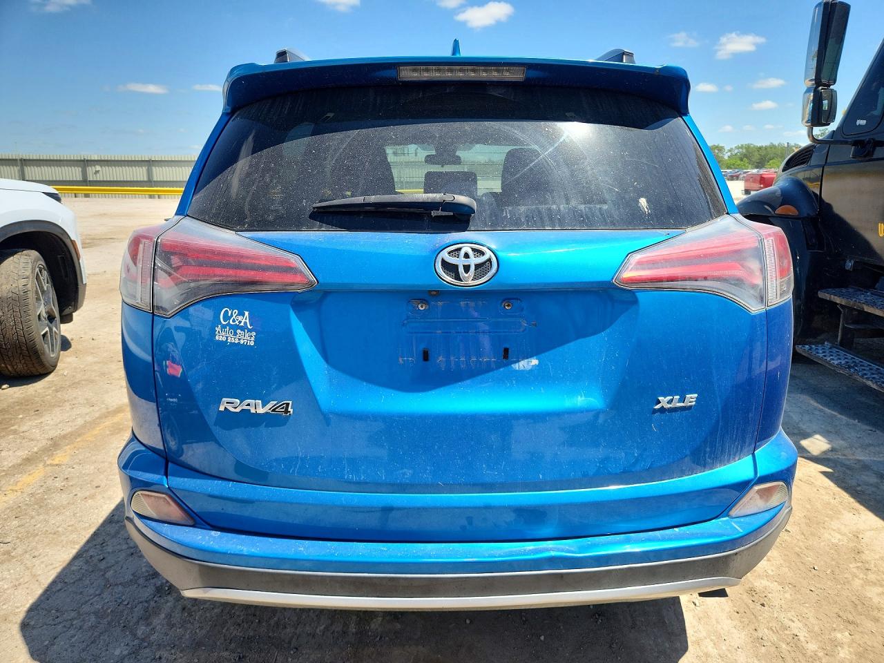 2017 TOYOTA RAV4 XLE