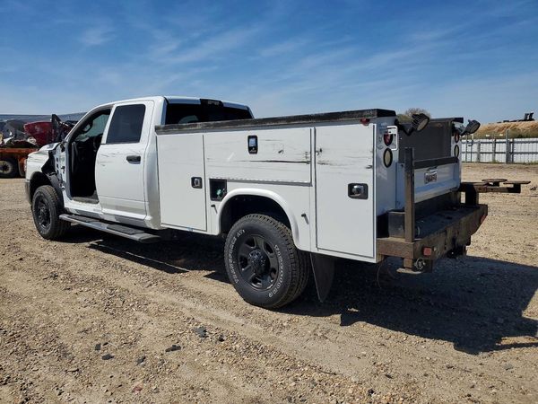 2023 RAM 3500 TRADESMAN CREW CAB 4X4