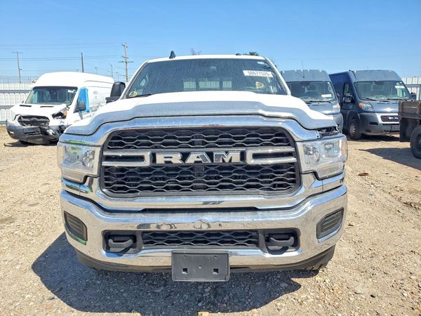 2023 RAM 3500 TRADESMAN CREW CAB 4X4
