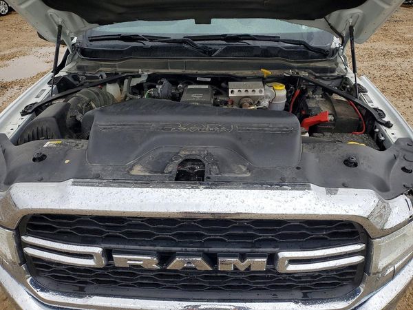 2023 RAM 3500 TRADESMAN CREW CAB 4X4