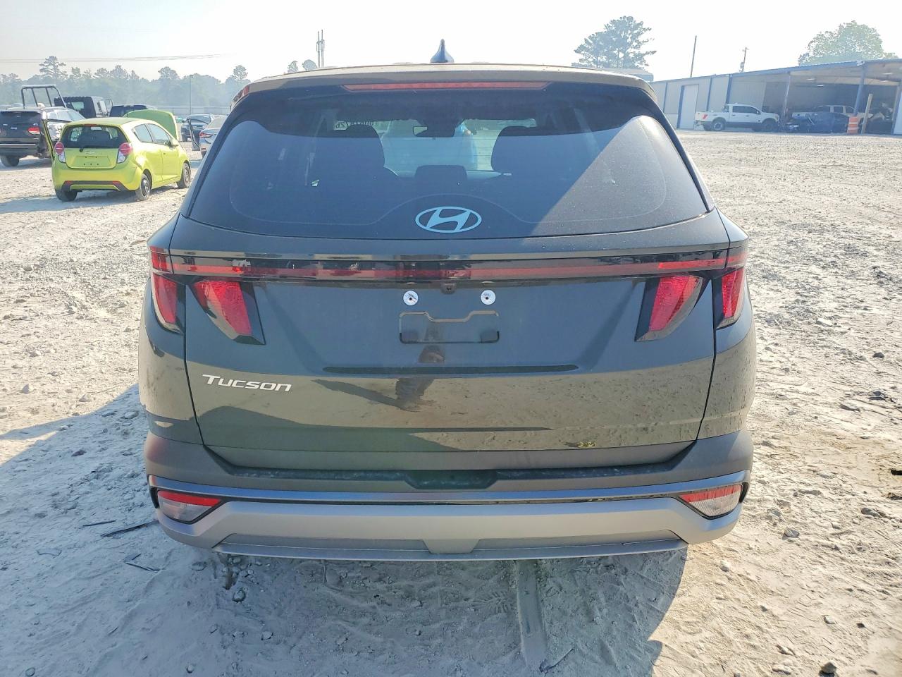 2026 HYUNDAI TUCSON SE