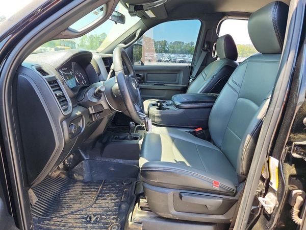 2024 RAM 3500 CREW CAB CHASSIS 4X4