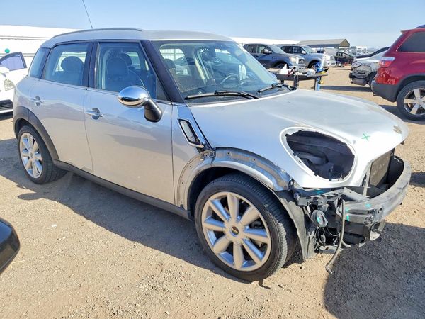 2014 MINI COOPER