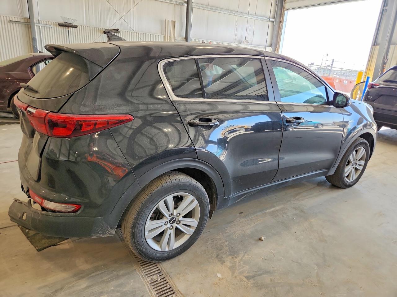 2017 KIA SPORTAGE LX