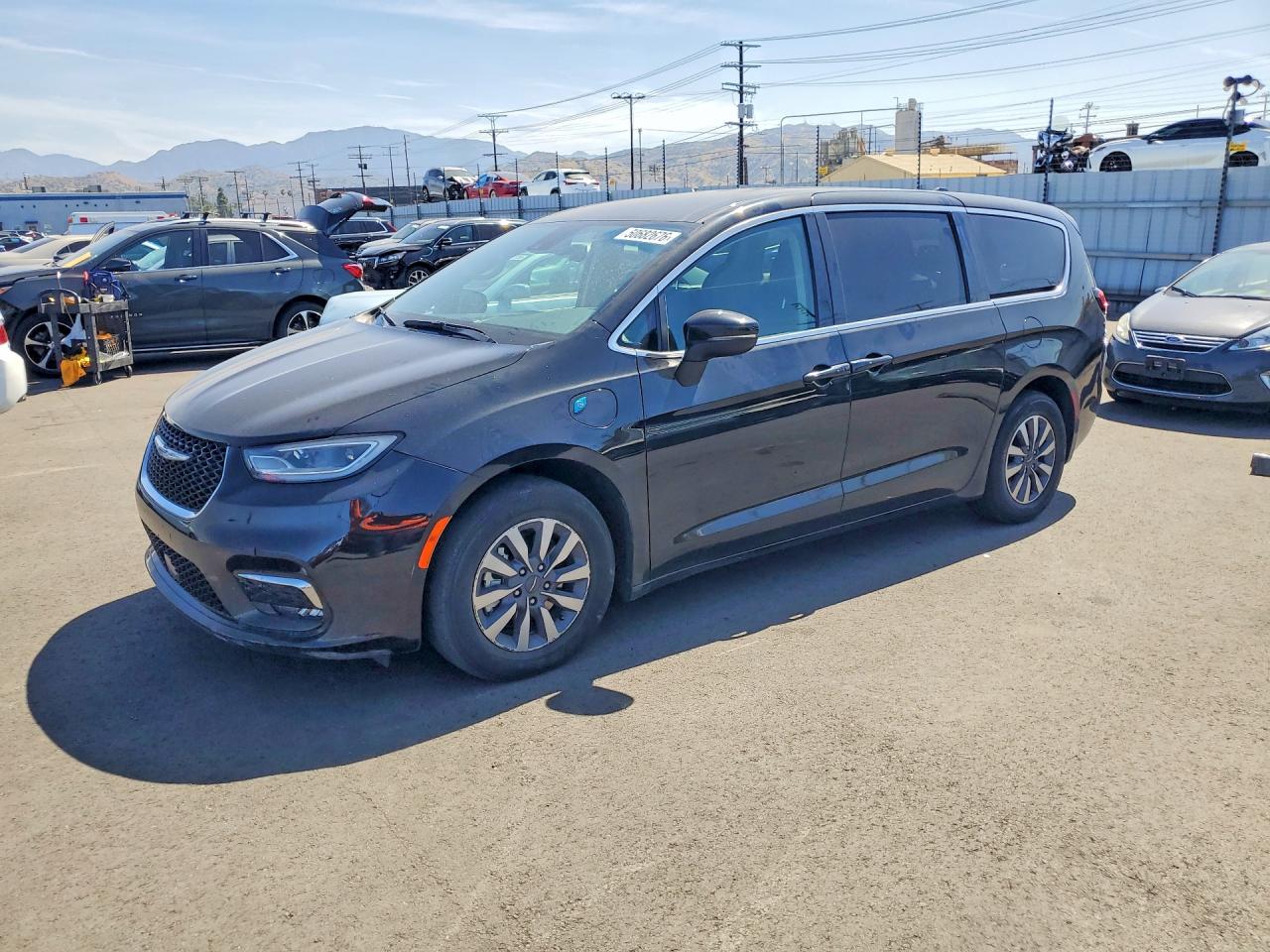2023 CHRYSLER PACIFICA