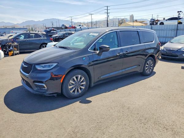 2023 CHRYSLER PACIFICA