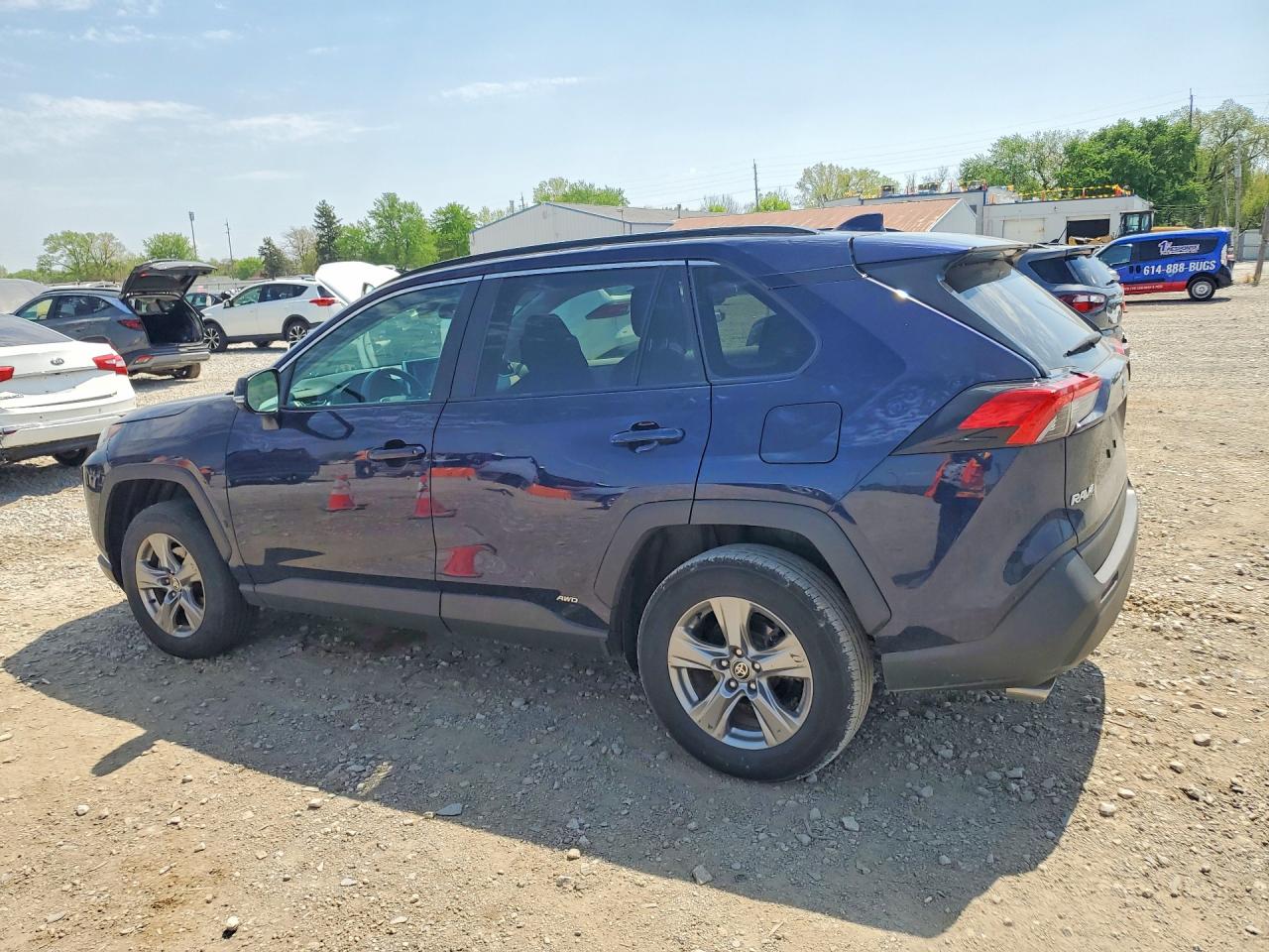 2024 TOYOTA RAV4 HYBRID XLE