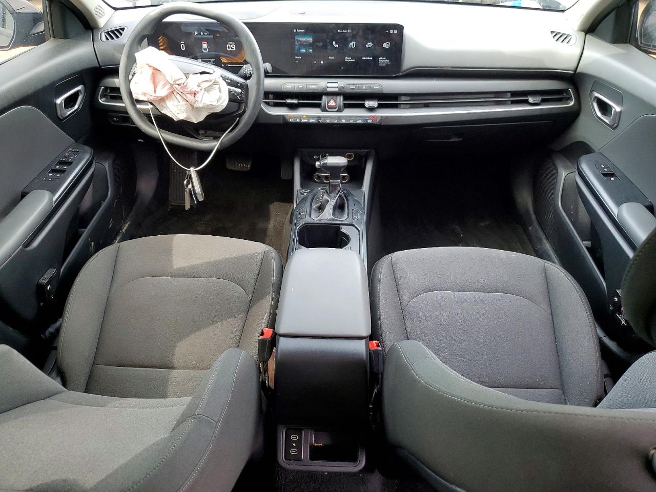 2025 KIA K4 LX, LXS