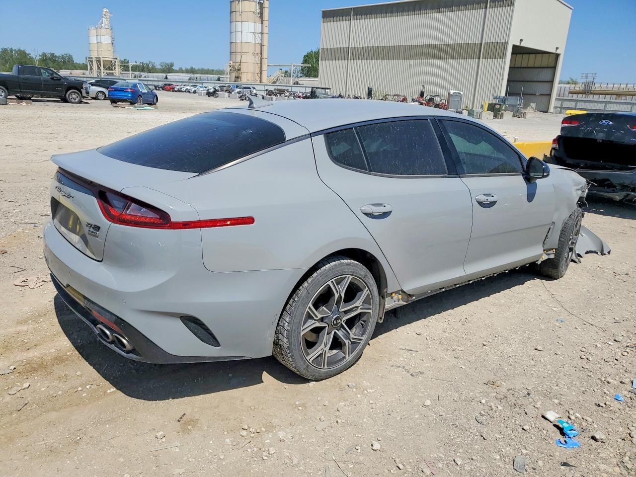 2021 KIA STINGER Base