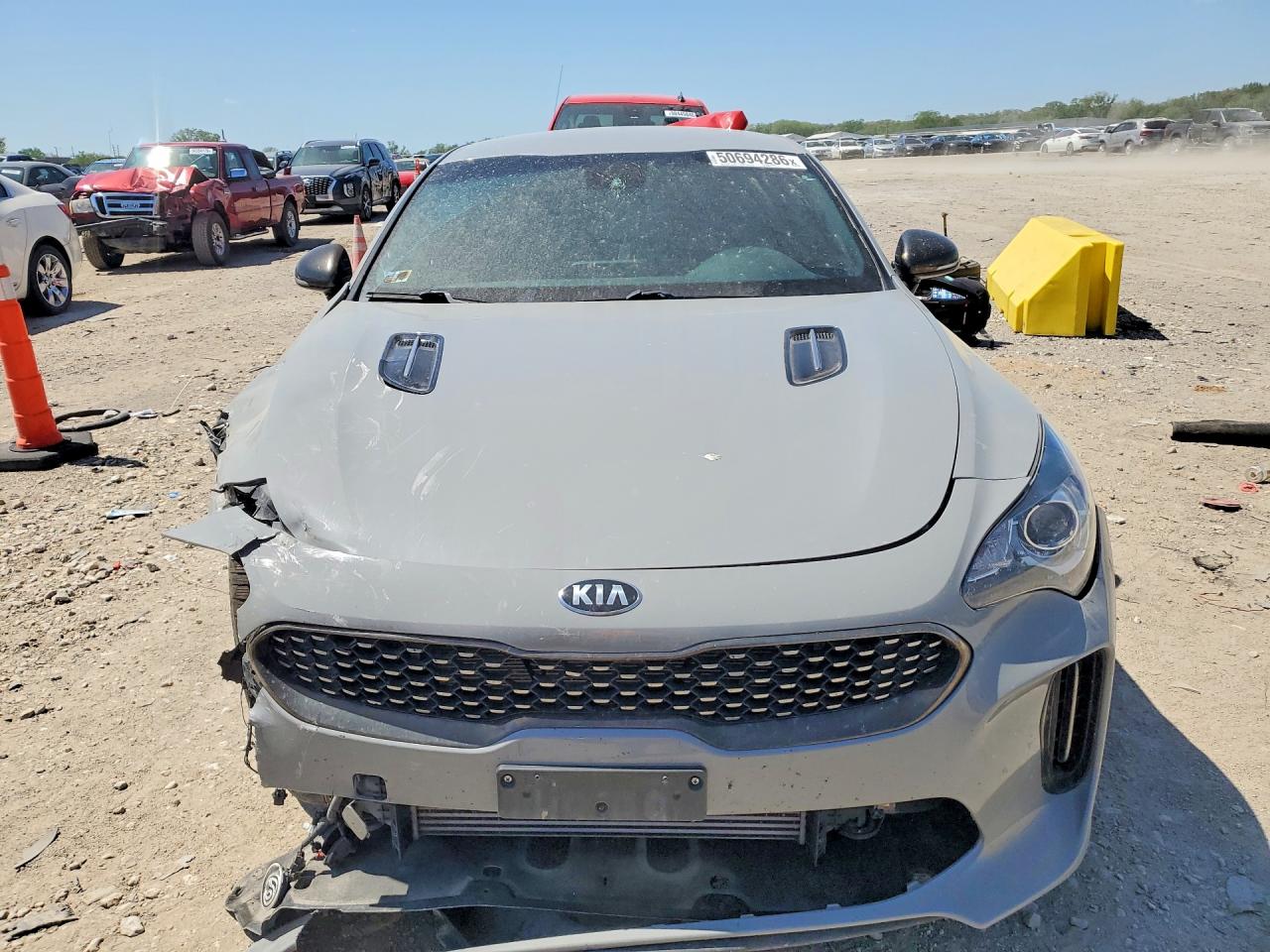 2021 KIA STINGER Base