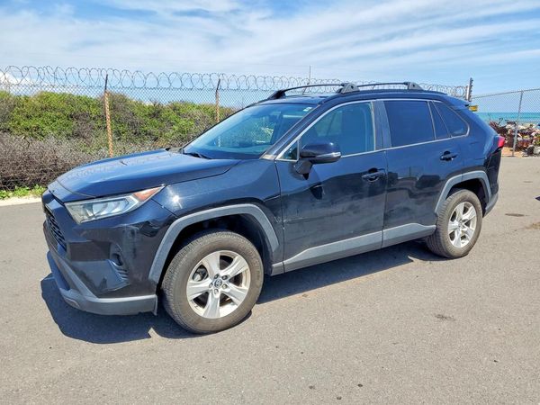 2019 TOYOTA RAV4 XLE / XLE Premium 4WD