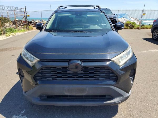 2019 TOYOTA RAV4 XLE / XLE Premium 4WD