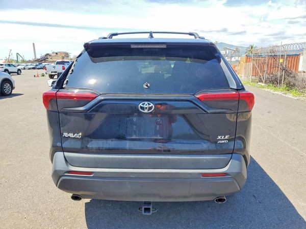 2019 TOYOTA RAV4 XLE / XLE Premium 4WD