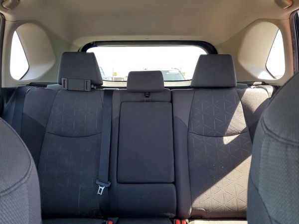 2019 TOYOTA RAV4 XLE / XLE Premium 4WD