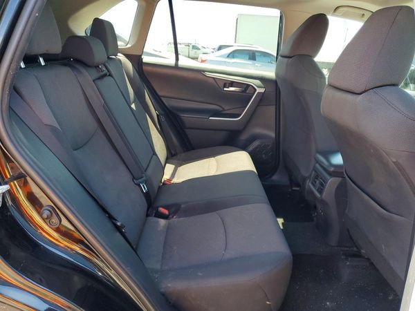 2019 TOYOTA RAV4 XLE / XLE Premium 4WD