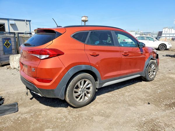 2017 HYUNDAI TUCSON
