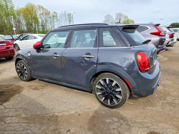 2016 MINI COOPER