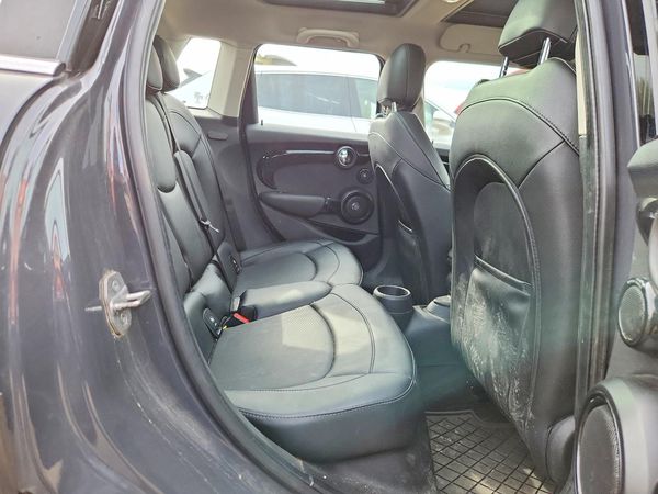 2016 MINI COOPER