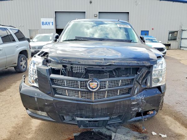 2013 CADILLAC ESCALADE