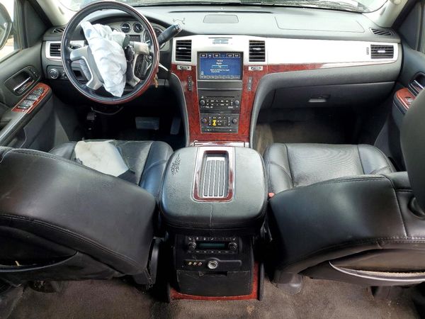 2013 CADILLAC ESCALADE