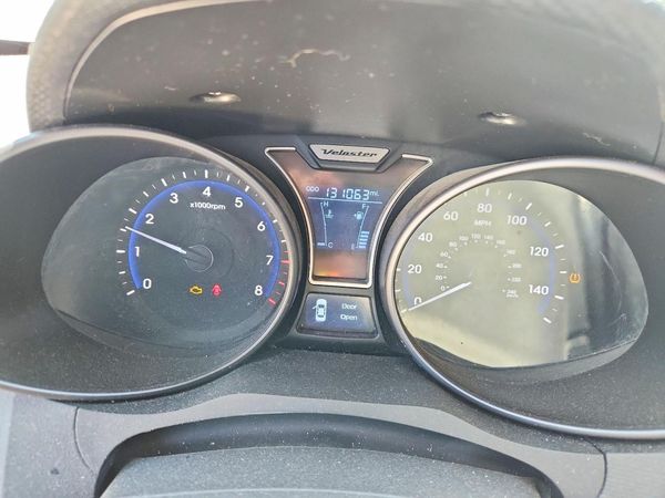 2013 HYUNDAI VELOSTER