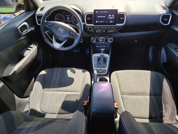 2022 HYUNDAI VENUE SEL & Limited