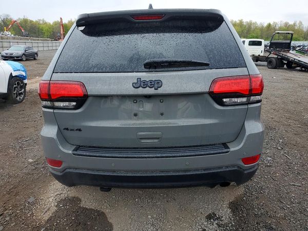 2020 JEEP GRAND CHEROKEE Laredo