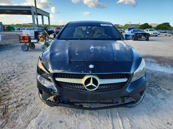 2014 MERCEDES-BENZ CLA CLA250