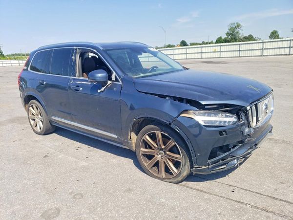 2019 VOLVO XC90 Inscription — Passenger 3/4