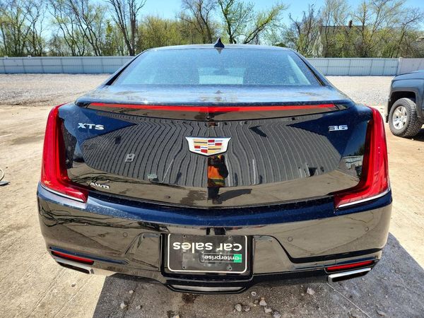 2018 CADILLAC XTS Luxury