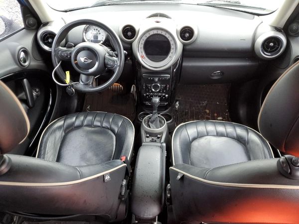 2012 MINI COOPER