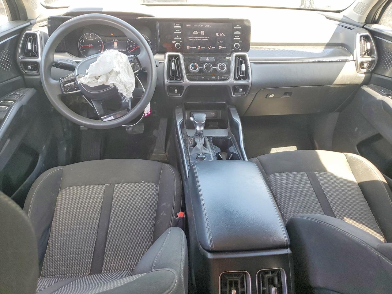 2022 KIA SORENTO LX