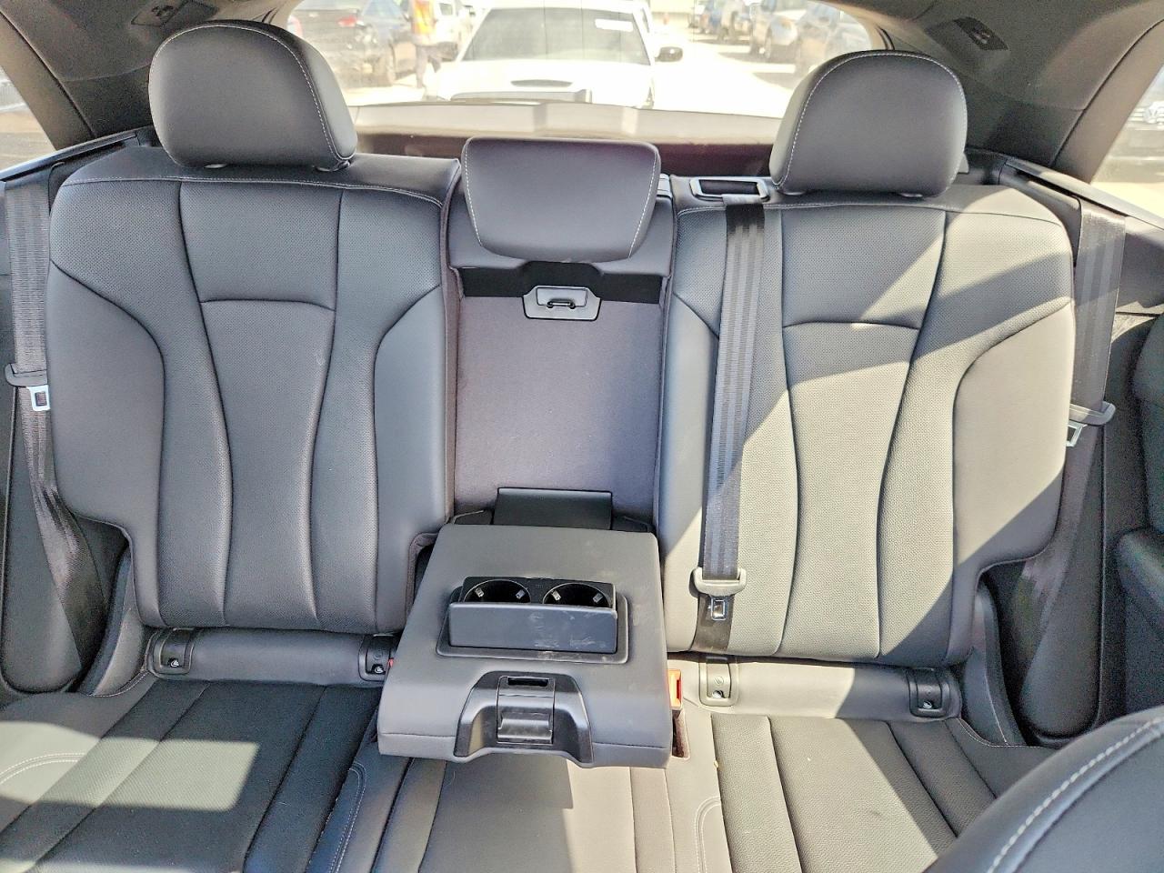 2020 AUDI Q8