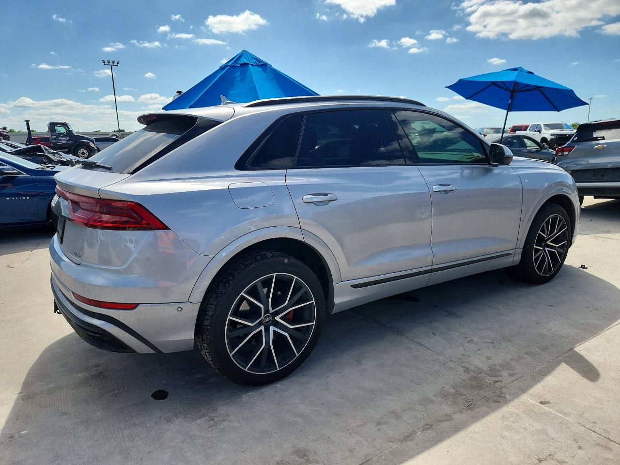 2020 AUDI Q8
