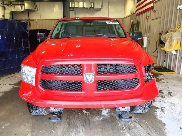 2013 RAM 1500 SLT