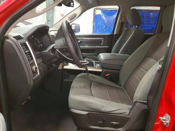 2013 RAM 1500 SLT