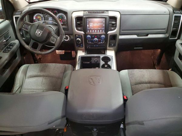 2013 RAM 1500 SLT