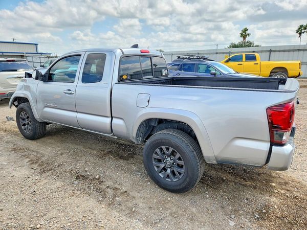 2022 TOYOTA TACOMA SR5