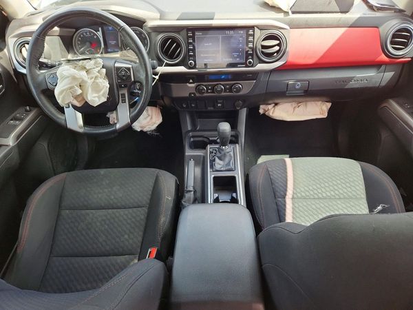 2022 TOYOTA TACOMA SR5