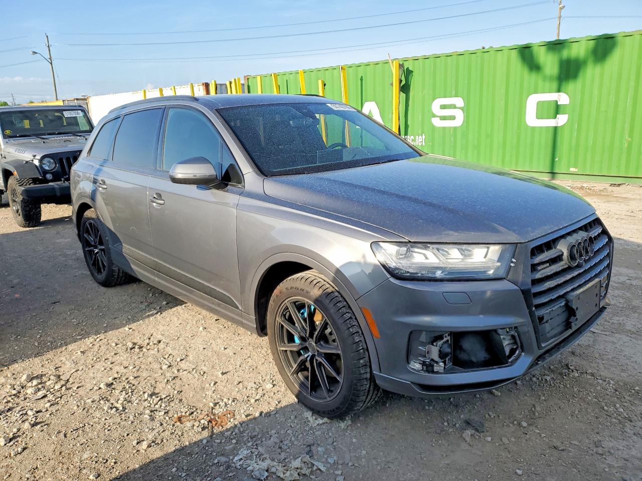 2017 AUDI Q7 quattro Premium Plus
