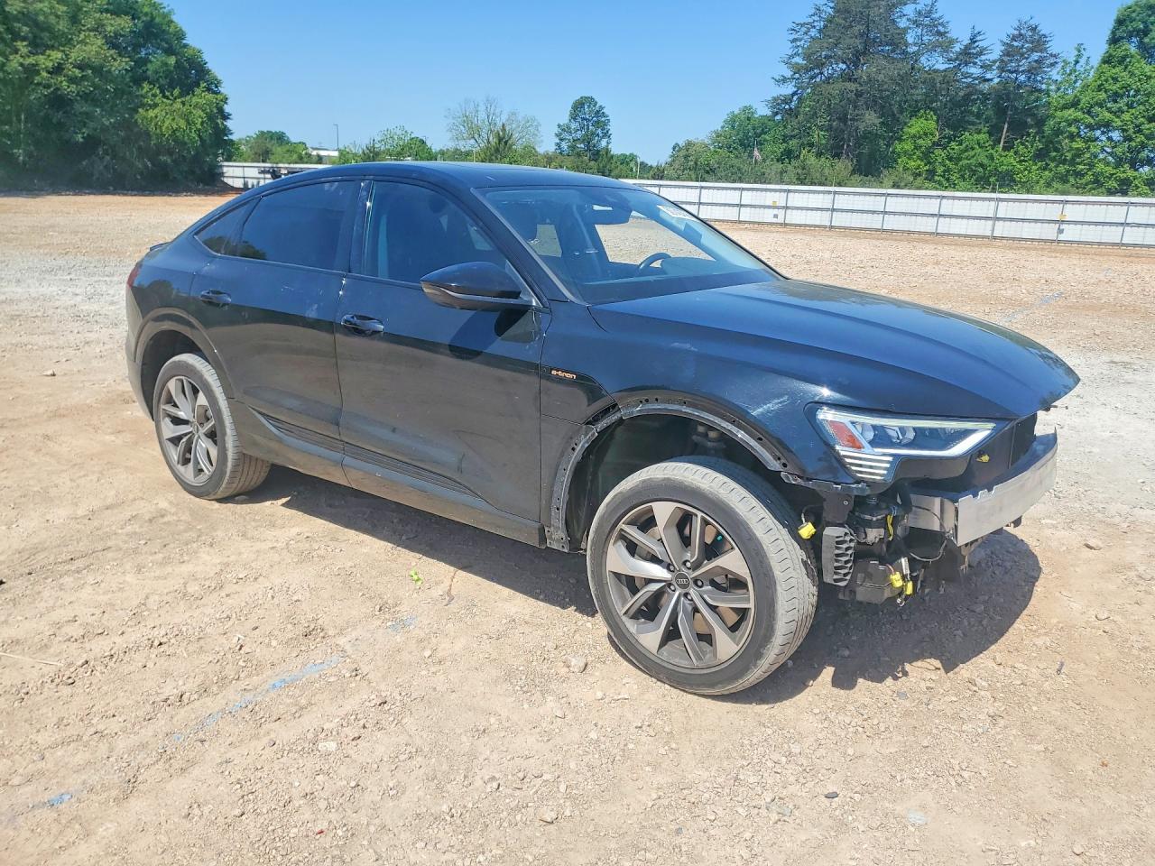 2021 AUDI E-TRON quattro Premium Plus