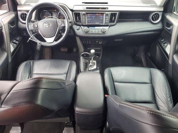 2016 TOYOTA RAV4